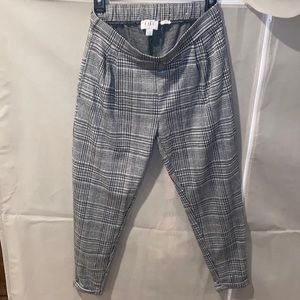 Elle Women’s Slim Fit Pants with Cuffed Leg - Size Small